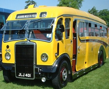 The Vintage coach sets off to Bridport market...